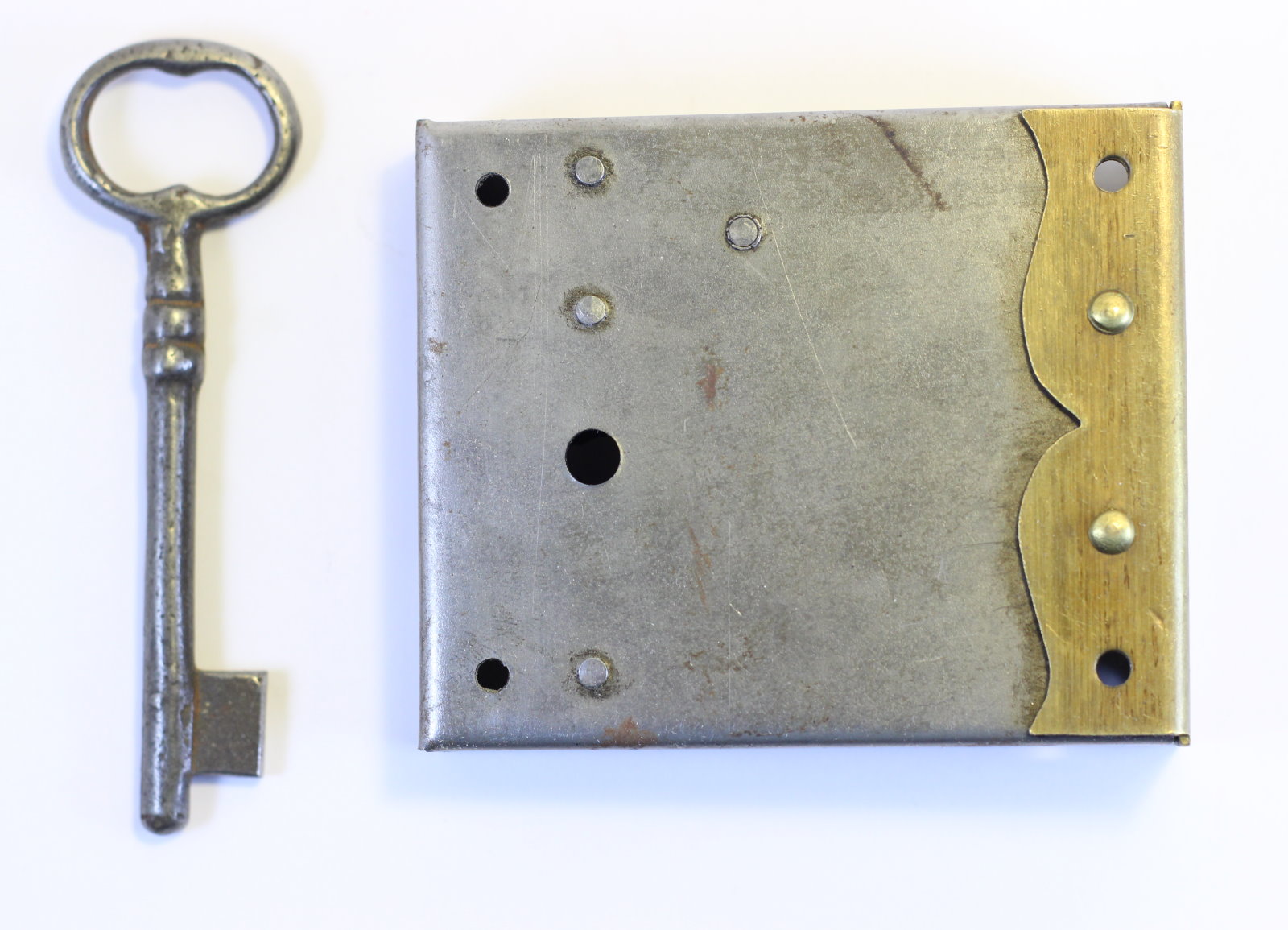 Großes Kastenschloß Ms- Zierstulpe, Art.5016B - Dornmaß 80mm R - Bestell-Artikel!